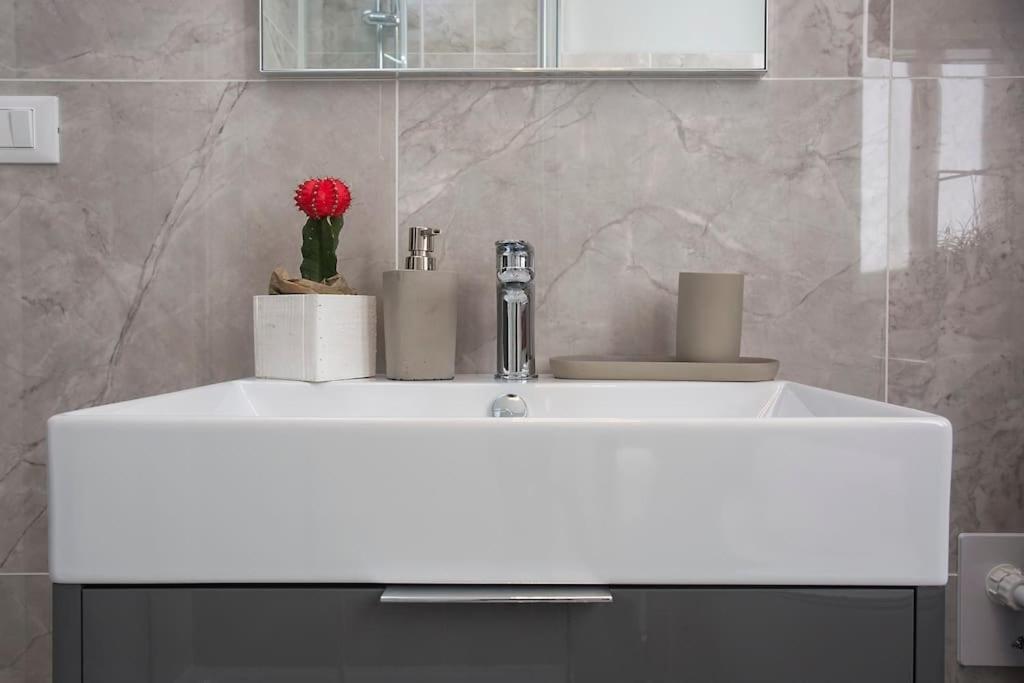 San Marco Elegant Apartment Venesia Bagian luar foto
